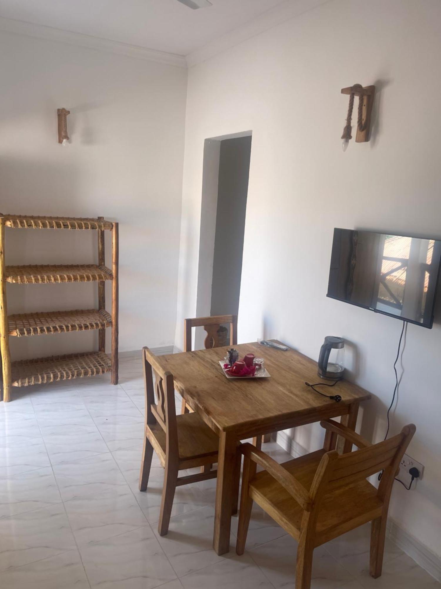 Zanzibar Beach Escape Lägenhet Bwejuu