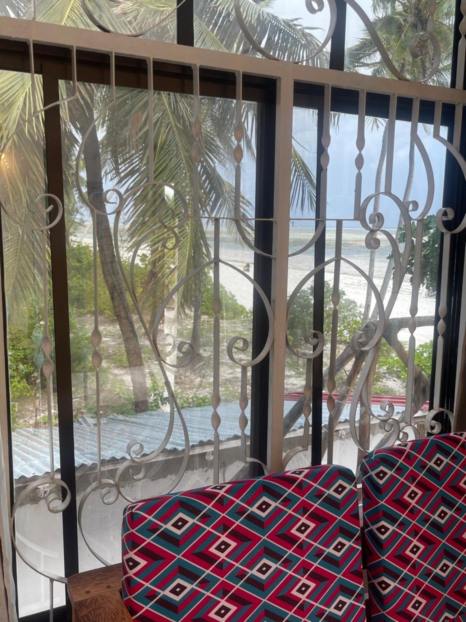 Zanzibar Beach Escape *