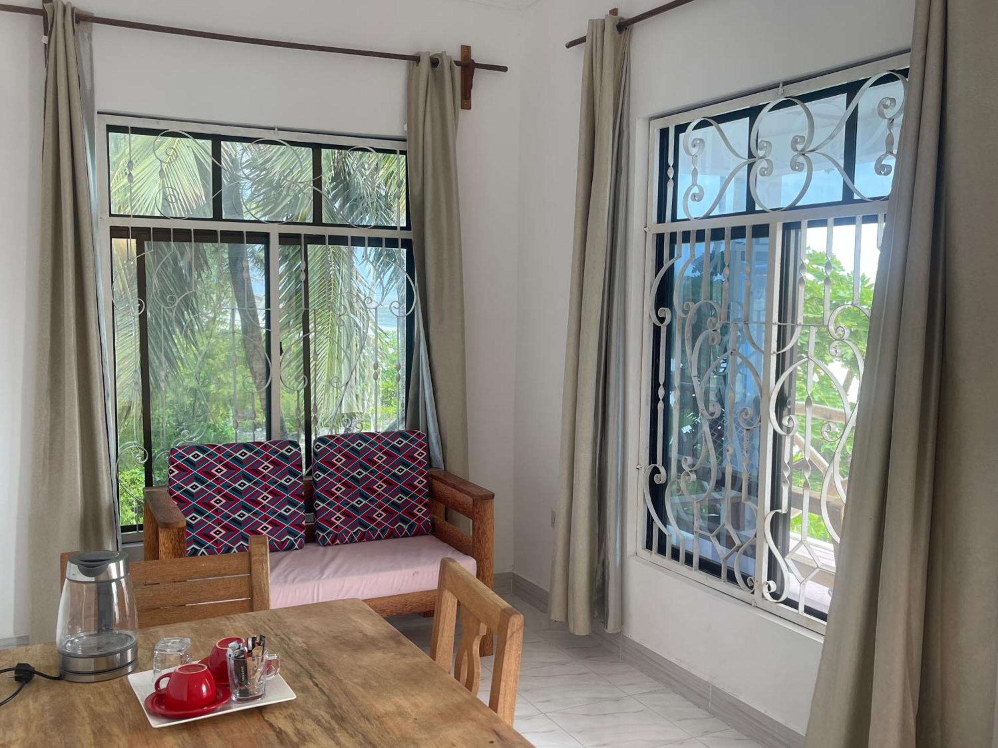 Zanzibar Beach Escape Lägenhet *
