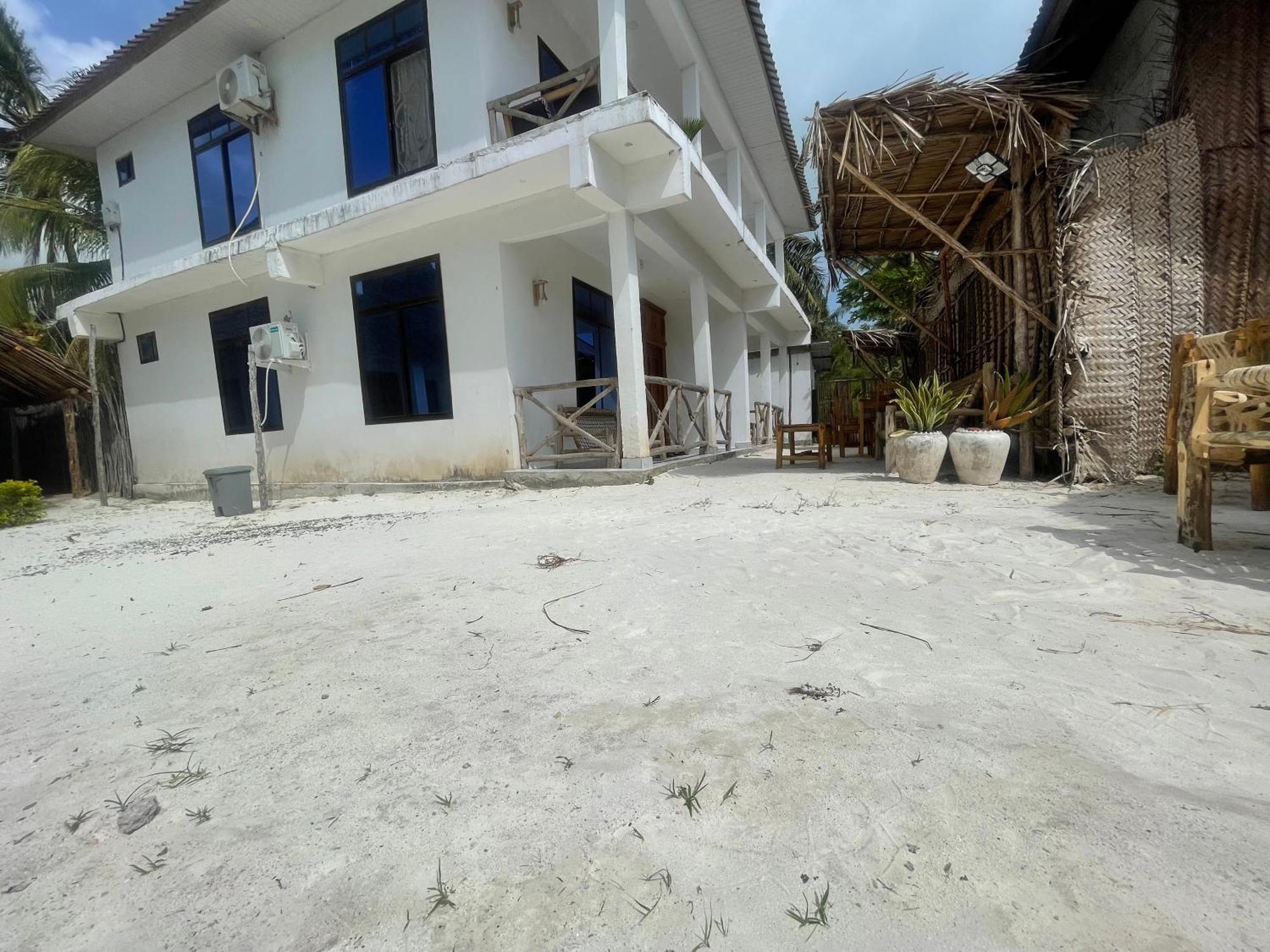 Zanzibar Beach Escape *