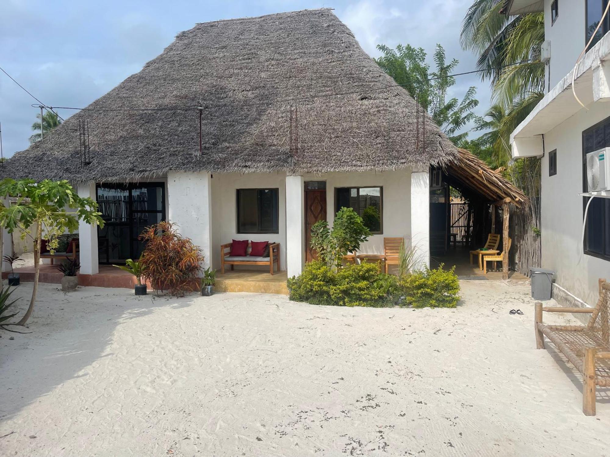 Lägenhet Zanzibar Beach Escape Bwejuu